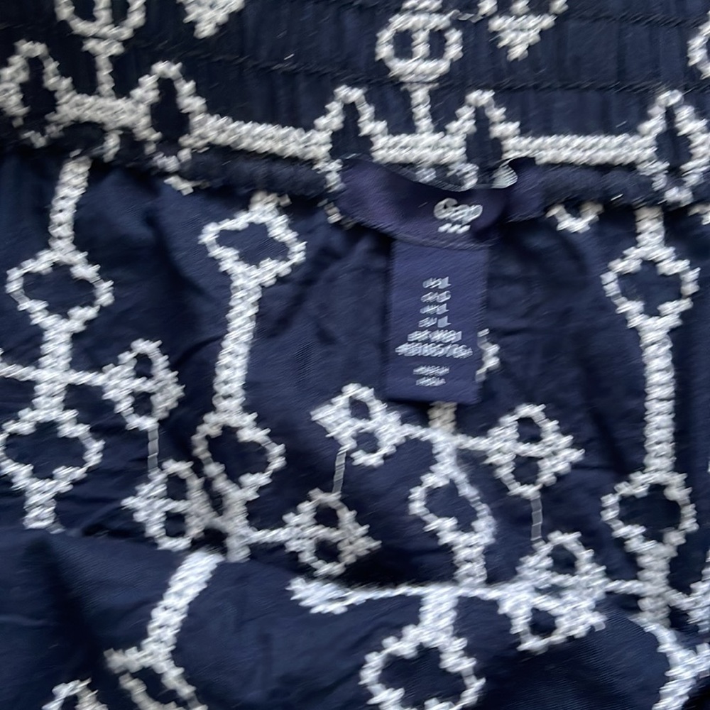 GAP Embroidered Skirt - Picture 3 of 5